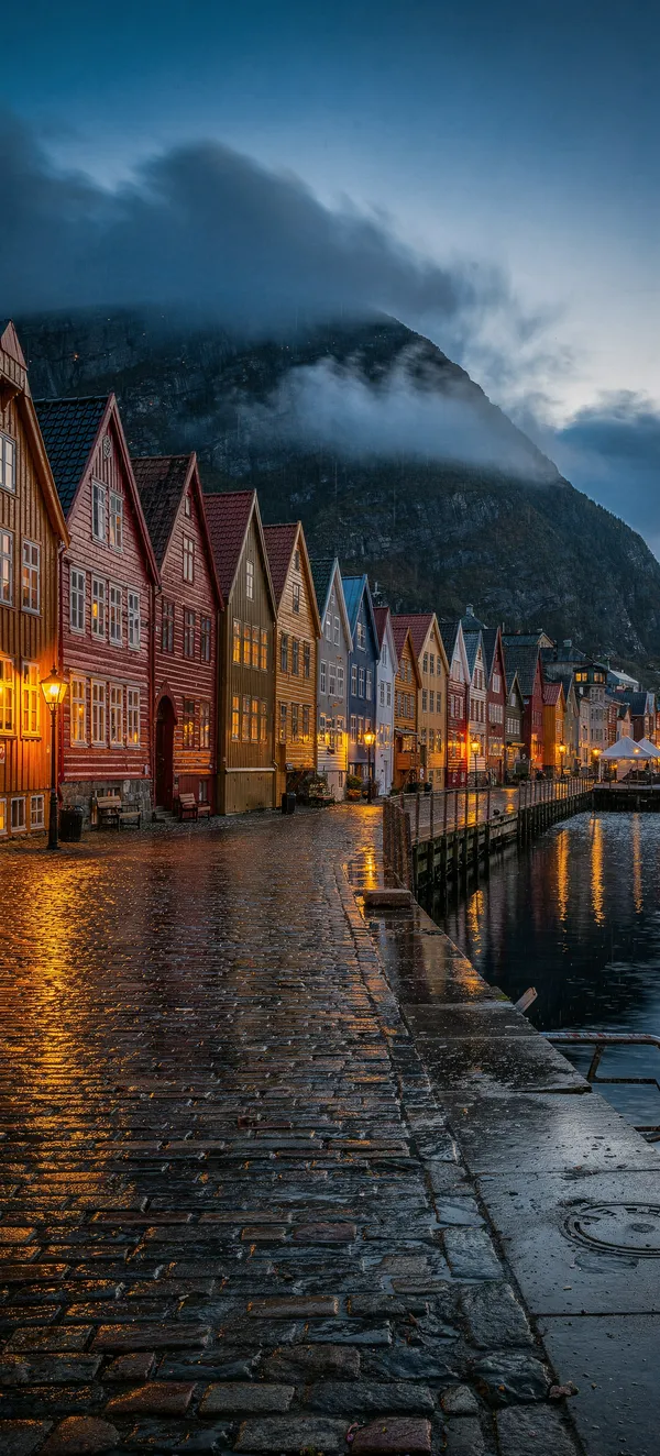 Bergen Bryggen Twilight
