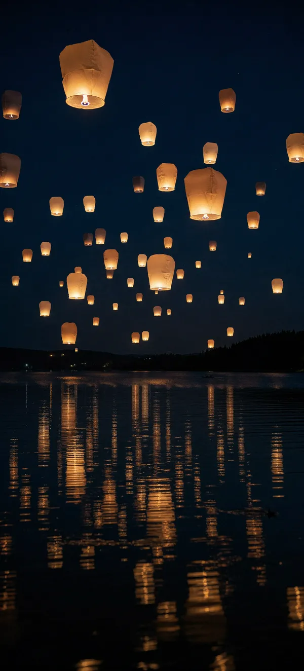 Loy Krathong 2026: Sky Lanterns over a Lake