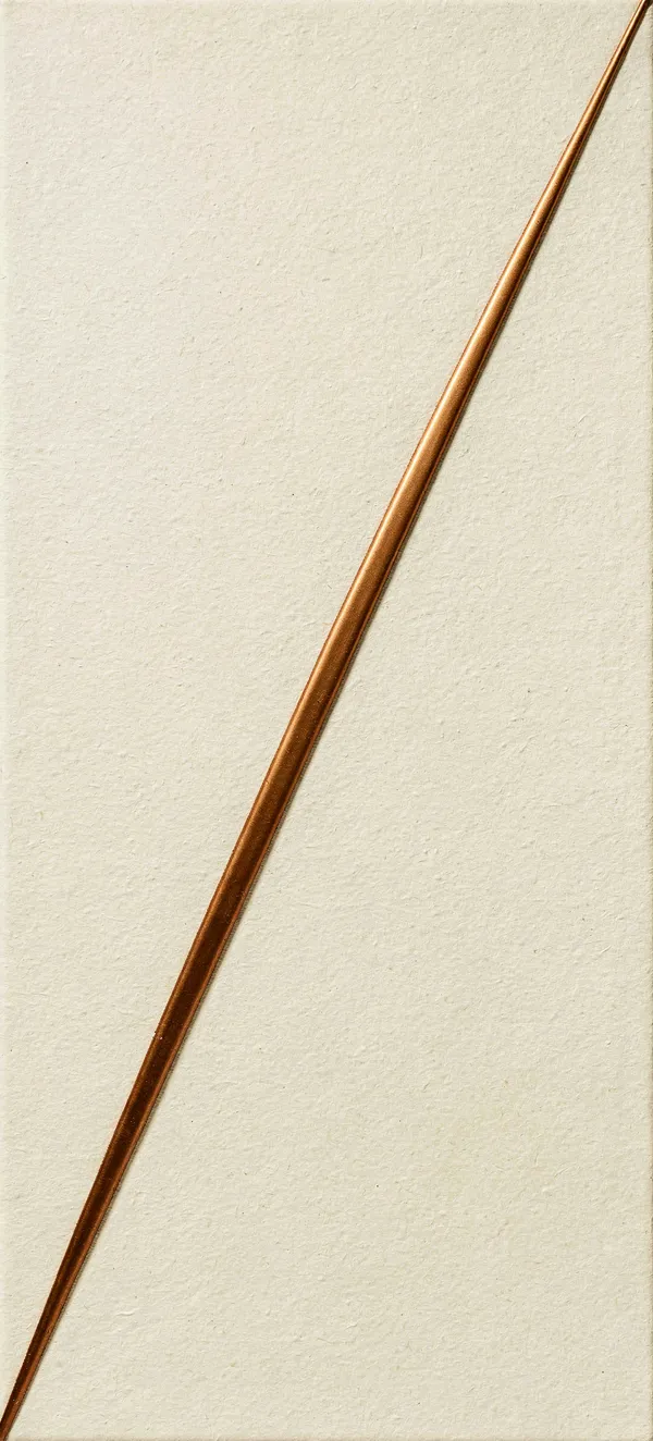 Minimal Bronze Line