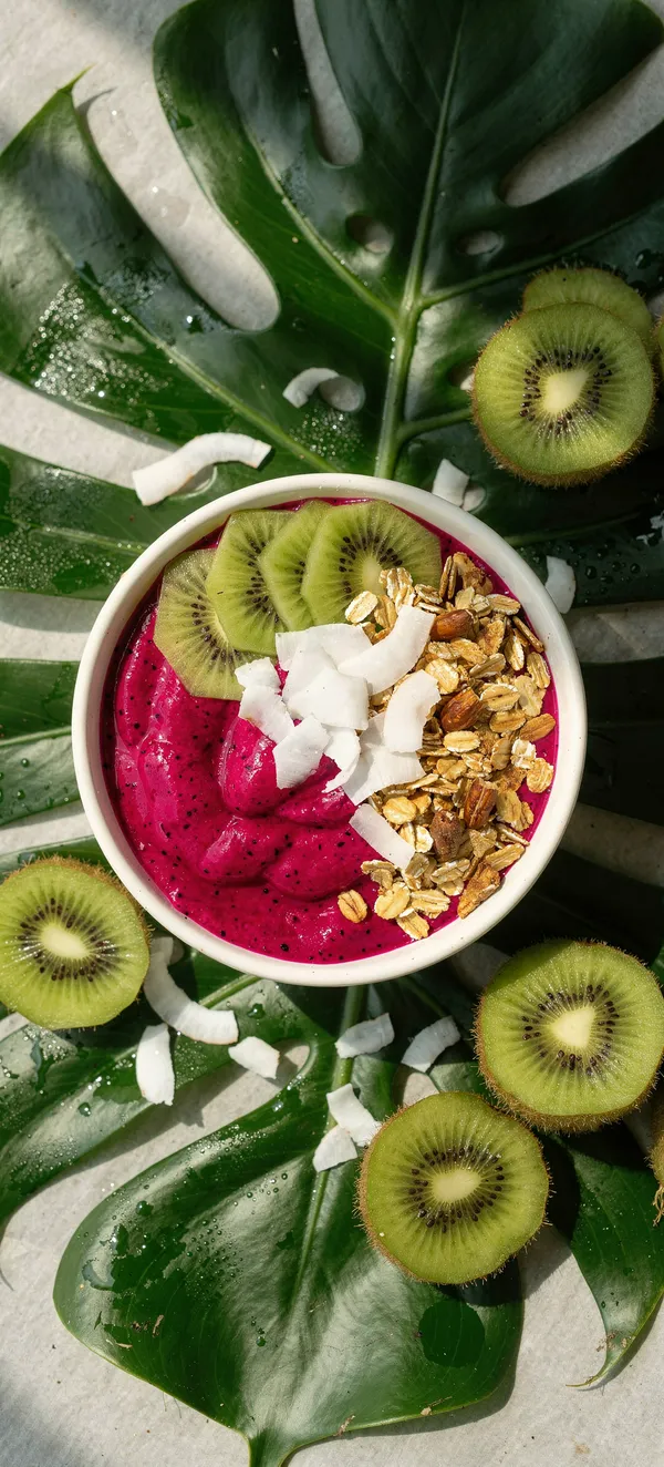 Dragon Fruit Smoothie Bowl