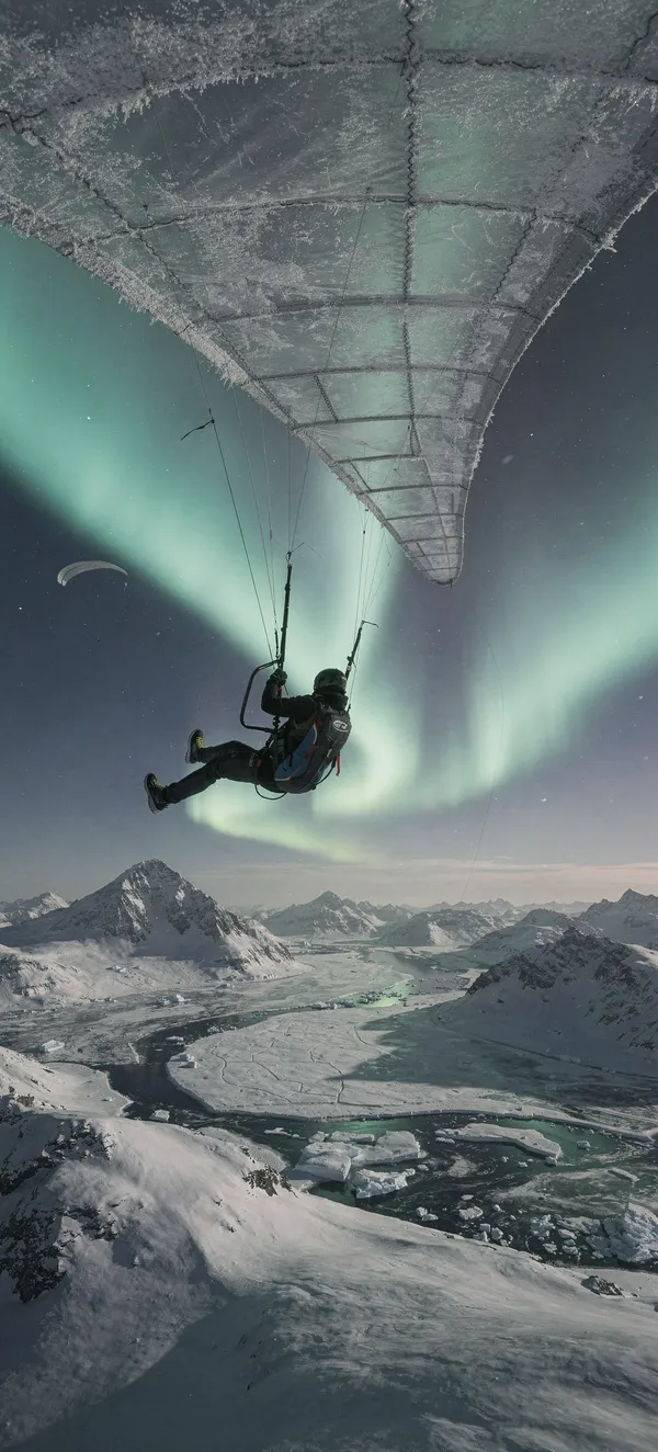 Arctic Paragliding Aurora