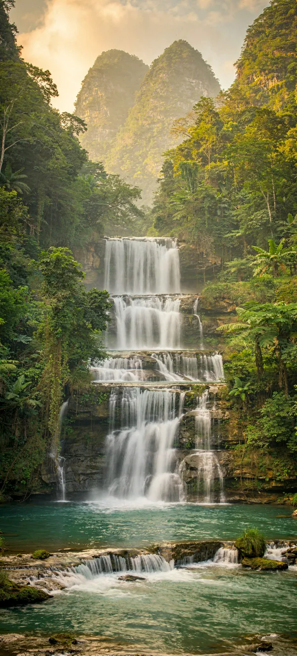 Detian Transnational Falls